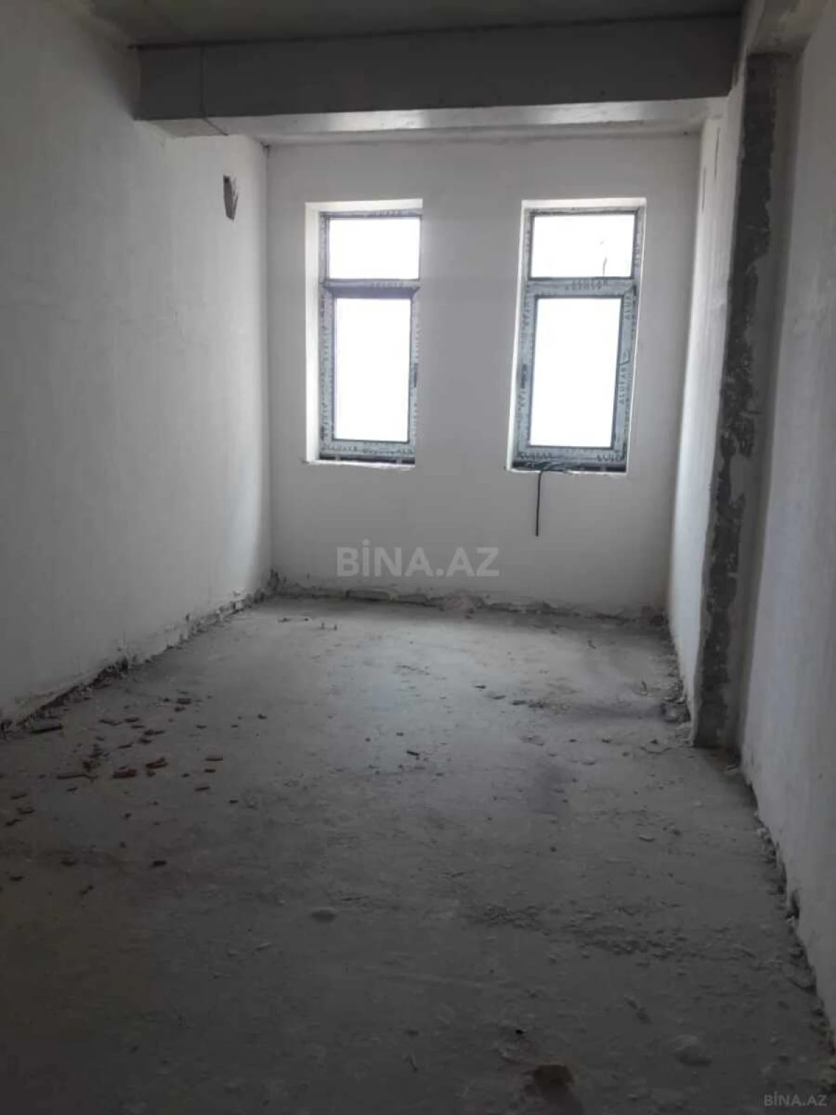 Satılır 3 otaqlı mənzil 114 m²