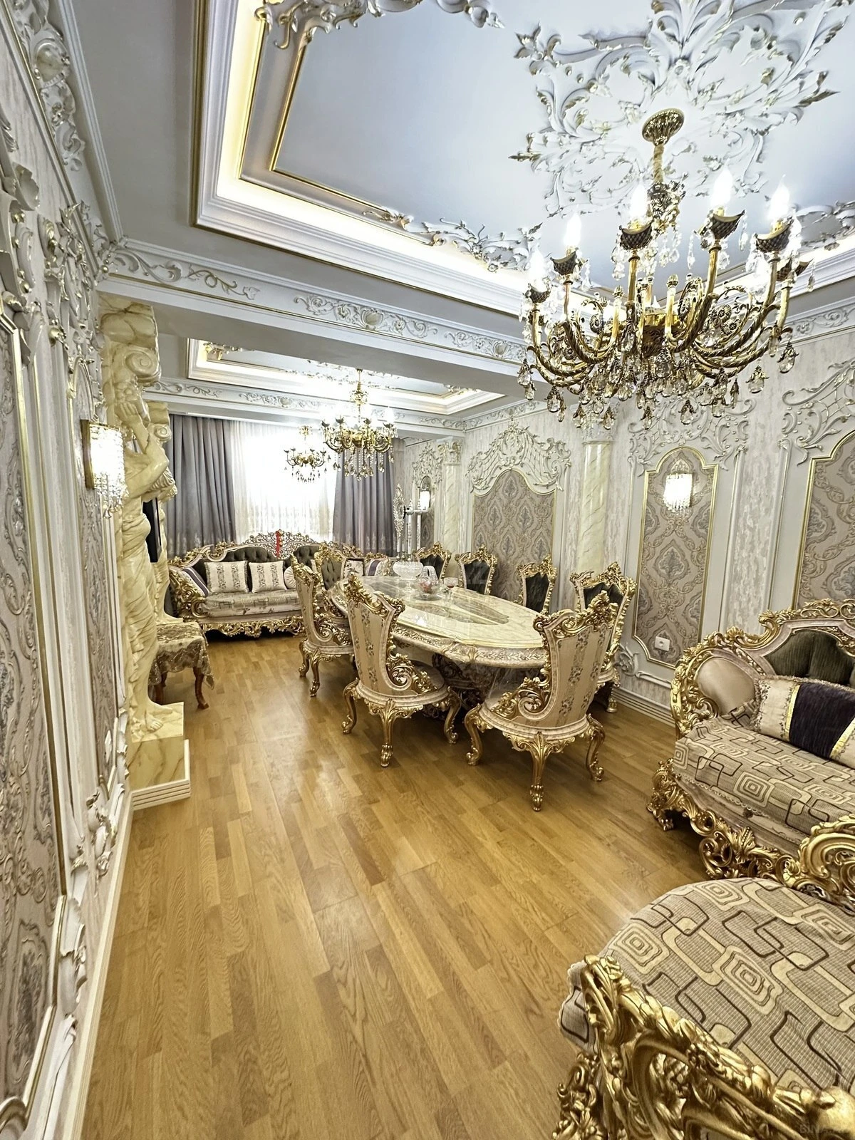 Satılır 2 otaqlı mənzil 80 m²