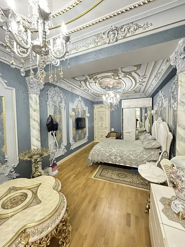 Satılır 2 otaqlı mənzil 80 m²