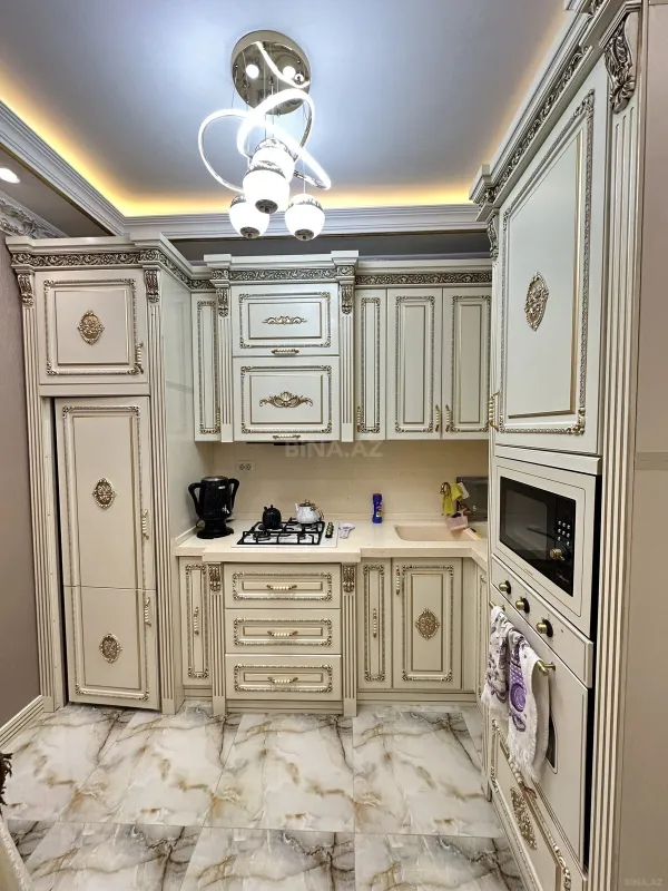 Satılır 2 otaqlı mənzil 80 m²