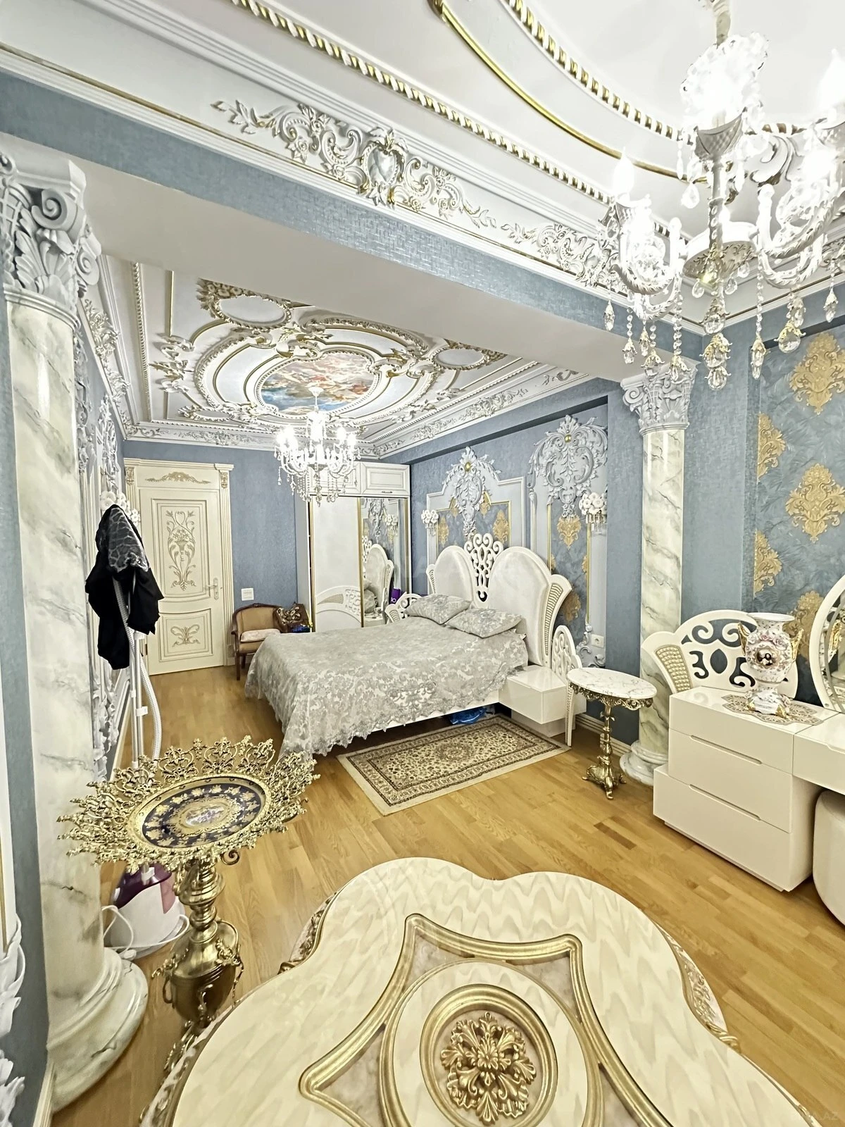 Satılır 2 otaqlı mənzil 80 m²