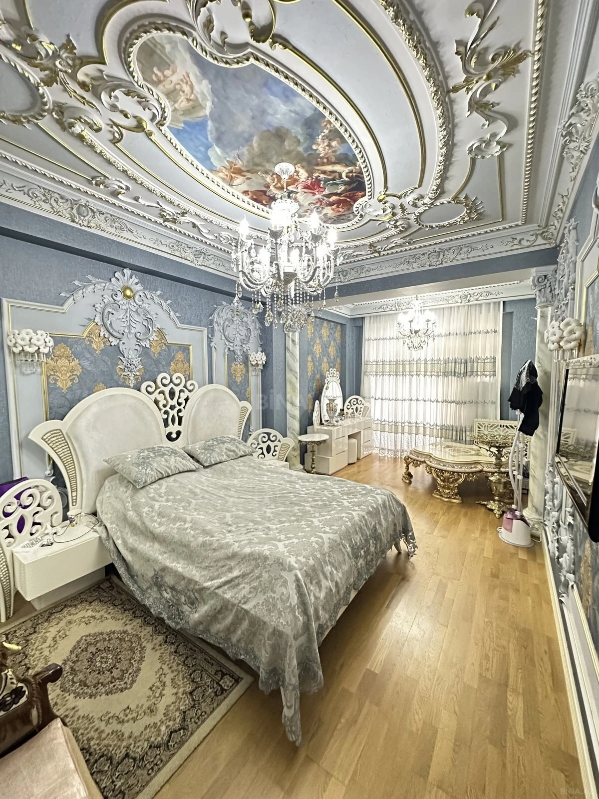 Satılır 2 otaqlı mənzil 80 m²