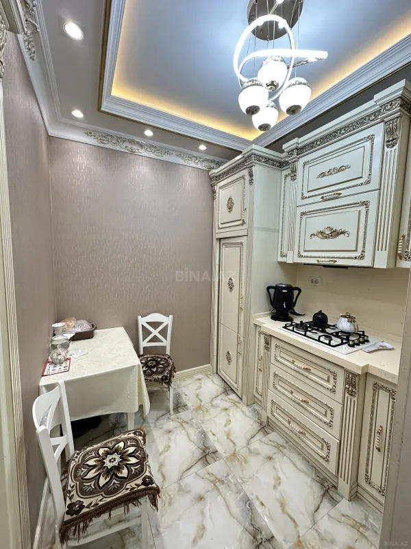 Satılır 2 otaqlı mənzil 80 m²