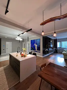 Kirayə verilir 3 otaqlı mənzil 157 m²