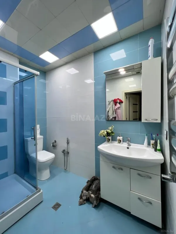 Satılır 2 otaqlı mənzil 70 m²