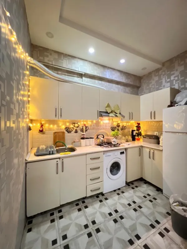 Satılır 2 otaqlı mənzil 70 m²