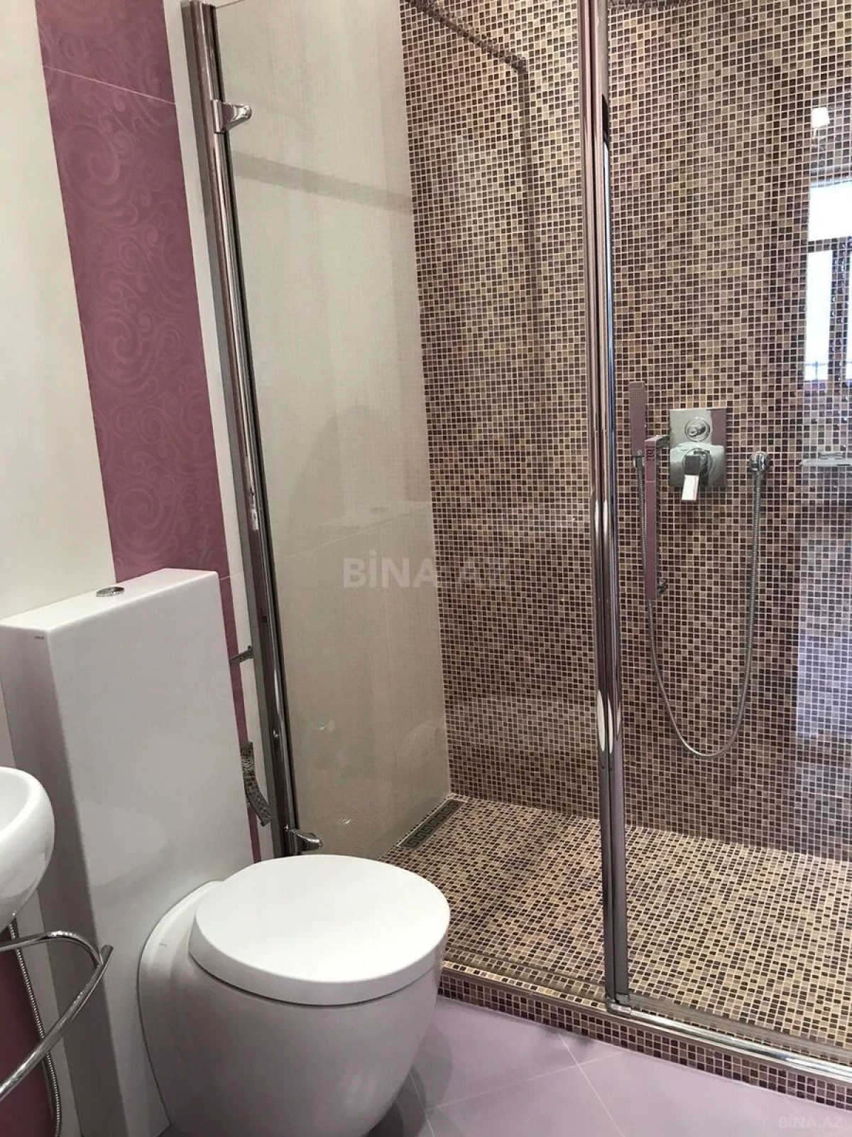 Satılır 3 otaqlı mənzil 127 m²