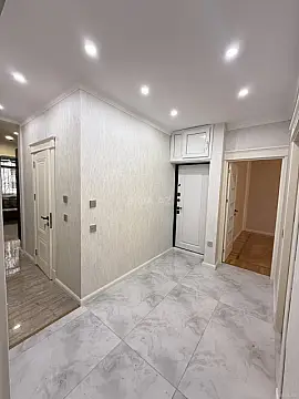 Satılır 4 otaqlı mənzil 100 m²