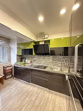 Satılır 4 otaqlı mənzil 100 m²