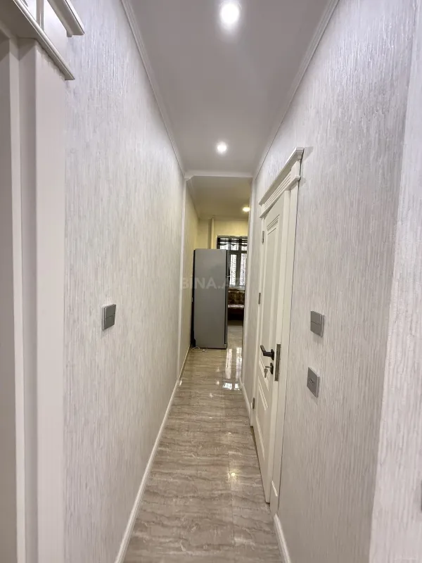 Satılır 4 otaqlı mənzil 100 m²