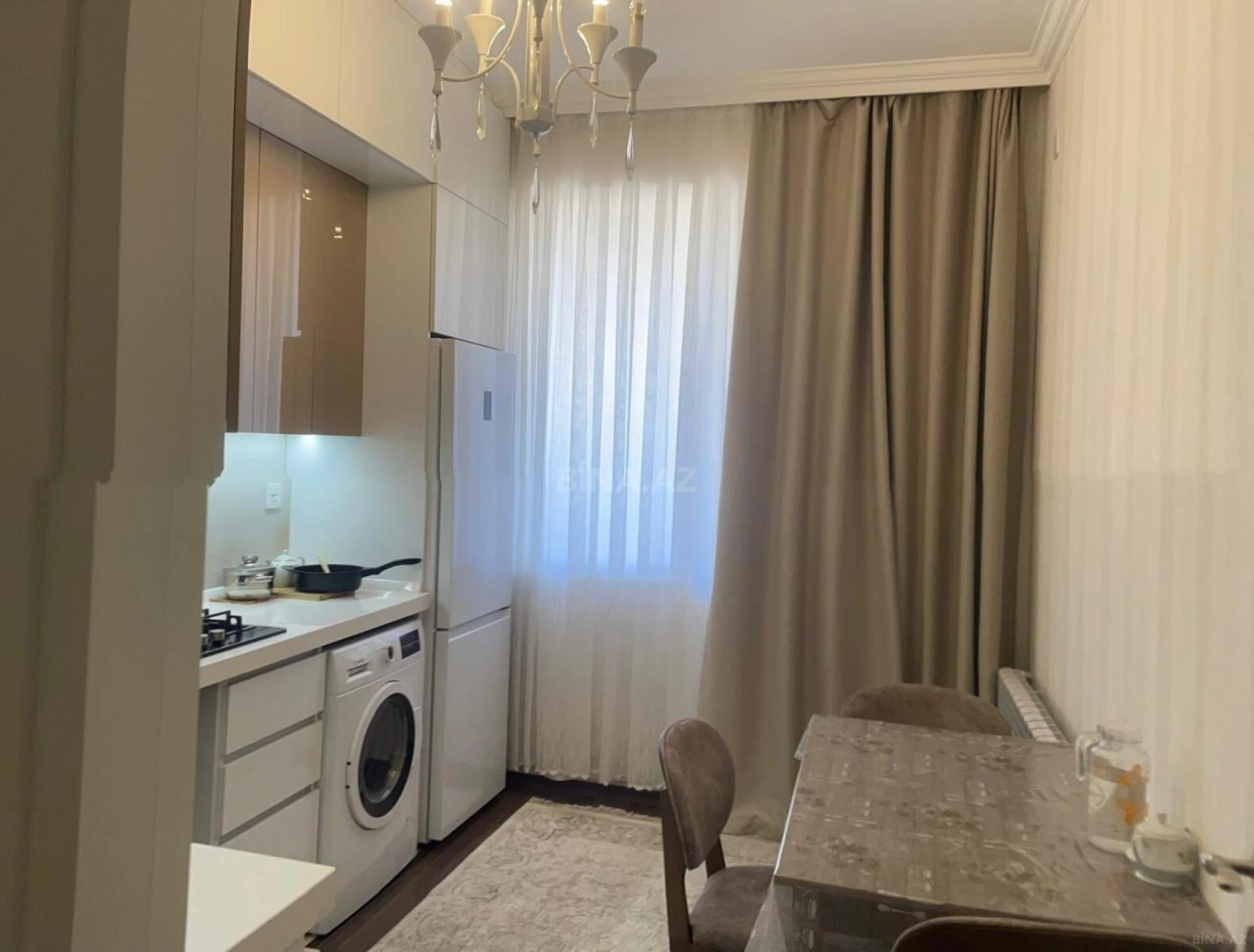Satılır 3 otaqlı mənzil 94 m²