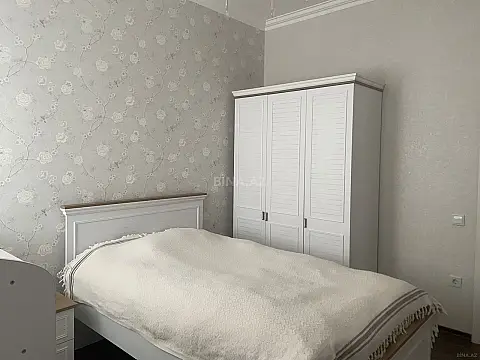 Satılır 3 otaqlı mənzil 94 m²