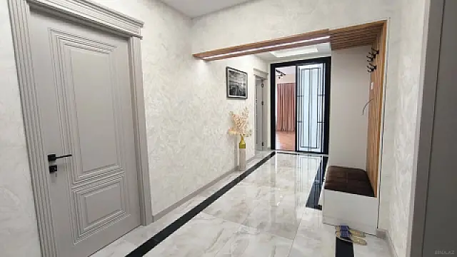 Satılır 3 otaqlı mənzil 128 m²