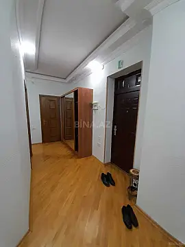 Kirayə verilir 3 otaqlı mənzil 135 m²