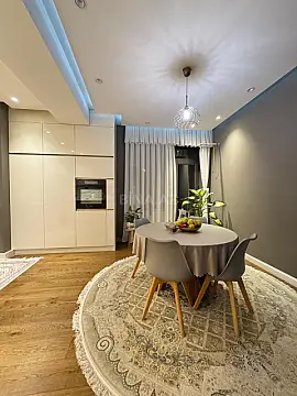 Satılır 3 otaqlı mənzil 138 m² — Bakı, İnşaatçılar 3 otaq 138.00 m²
