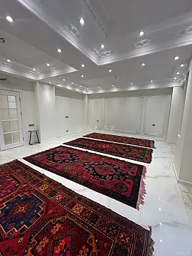 Satılır 5 otaqlı mənzil 193 m²