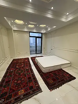 Satılır 5 otaqlı mənzil 193 m²