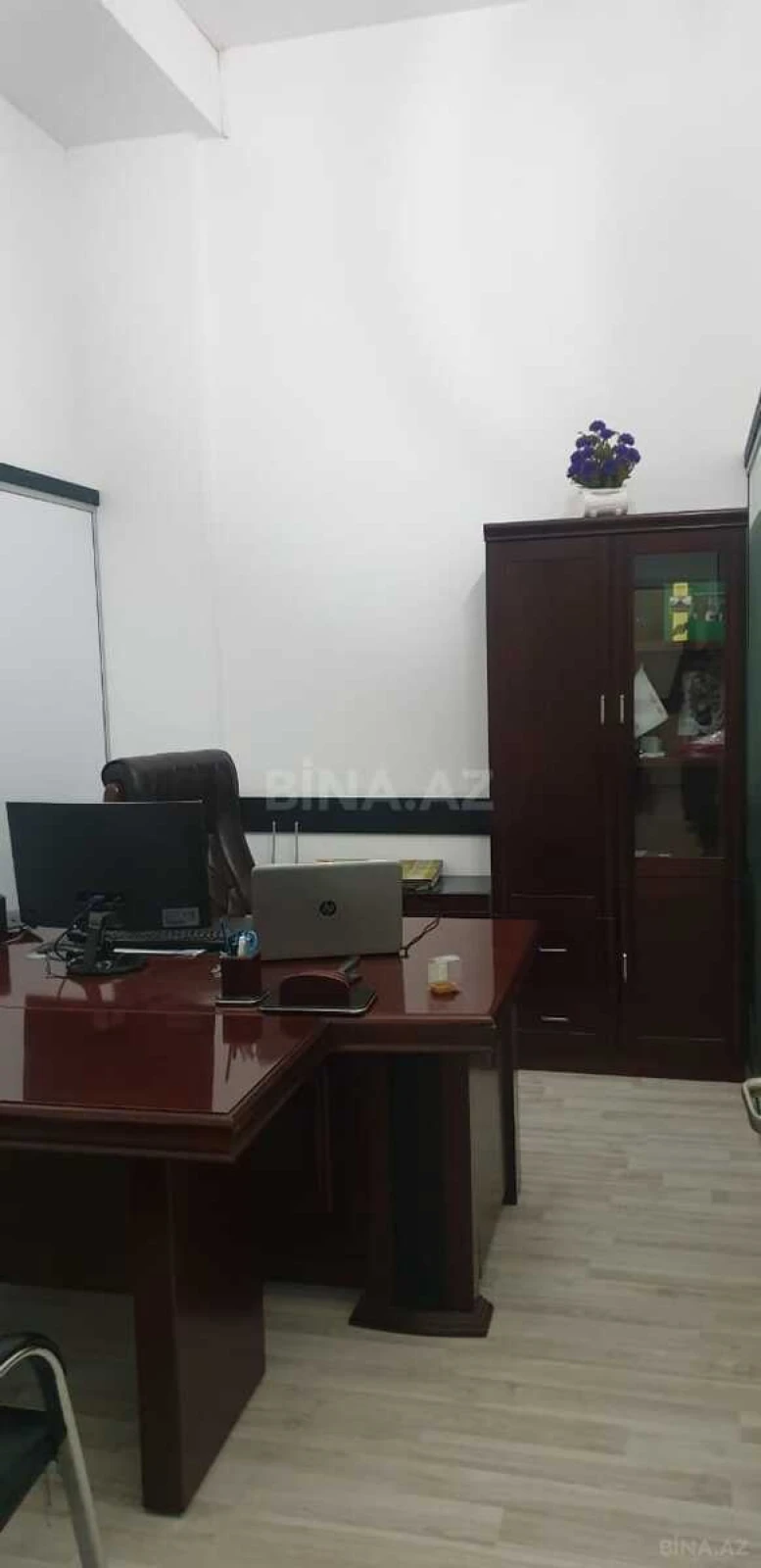 Satılır obyekt 870 m²