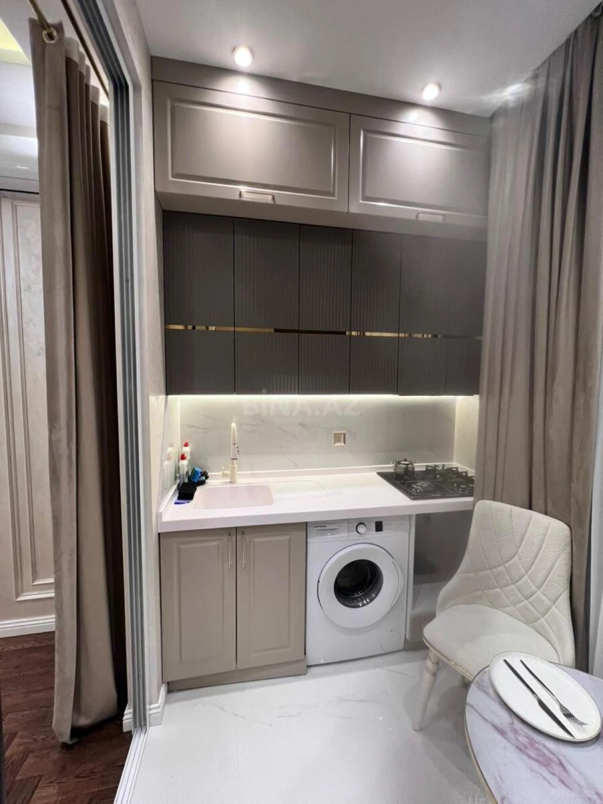 Kirayə verilir 2 otaqlı mənzil 75 m²