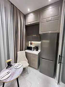 Kirayə verilir 2 otaqlı mənzil 75 m²