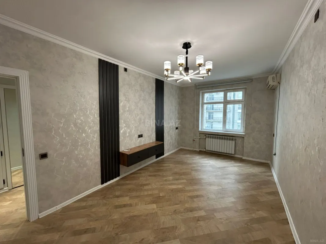 Satılır 2 otaqlı mənzil 65 m²