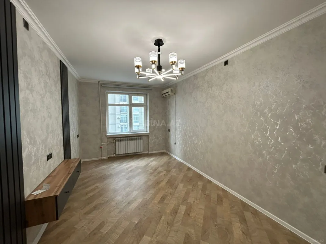 Satılır 2 otaqlı mənzil 65 m²