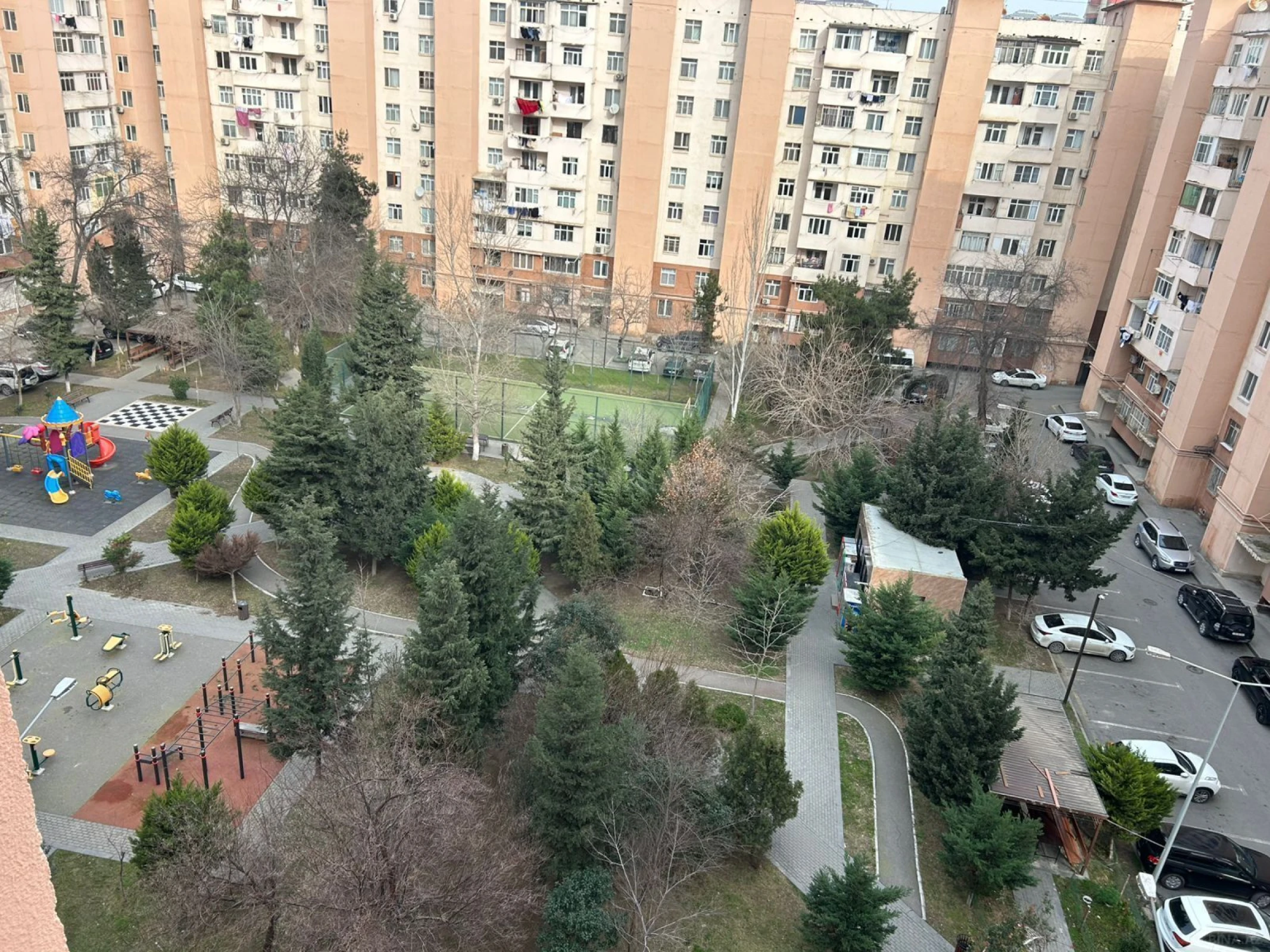 Satılır 2 otaqlı mənzil 65 m²