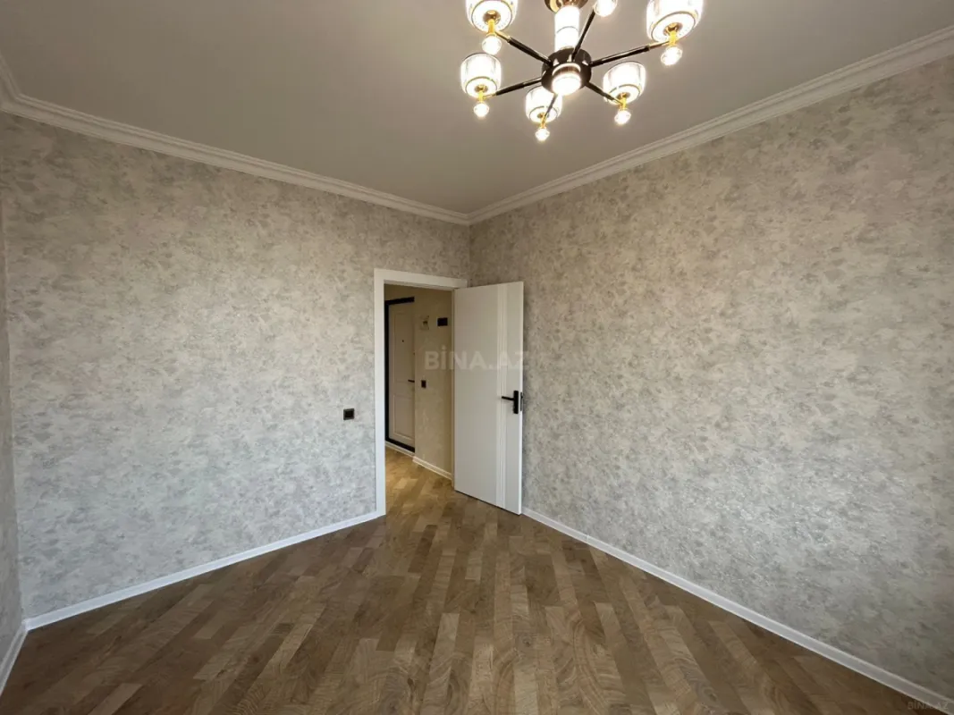 Satılır 2 otaqlı mənzil 65 m²