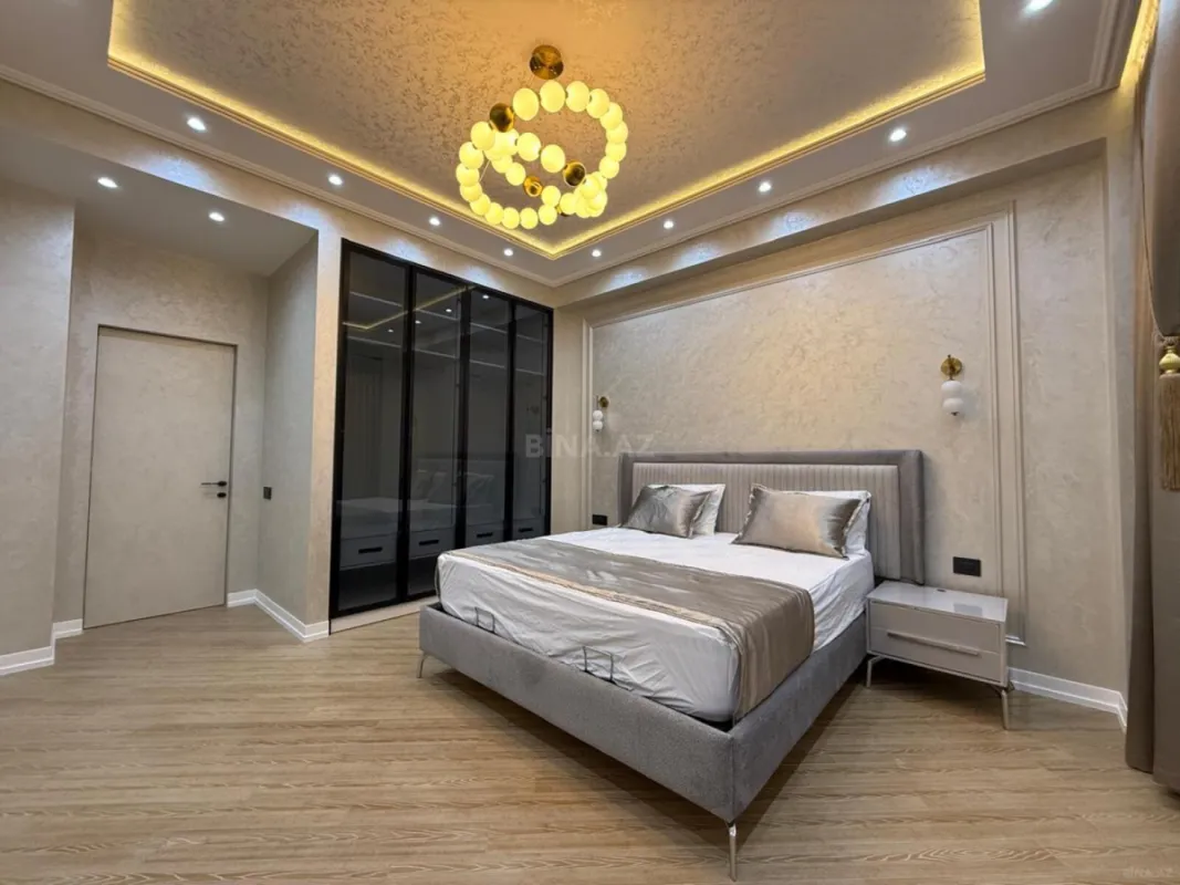 Satılır 3 otaqlı mənzil 123 m²
