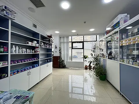 Kirayə verilir obyekt 80 m² — Bakı 80.00 m²