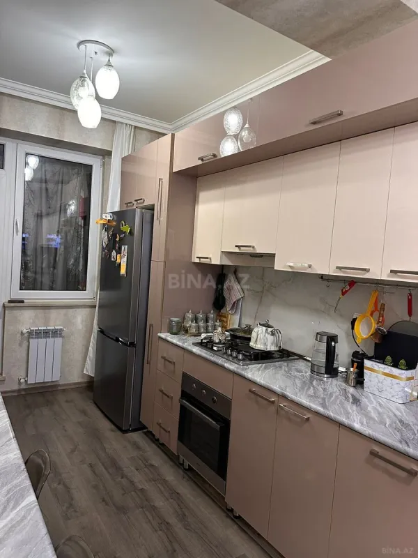 Satılır 3 otaqlı mənzil 107 m²