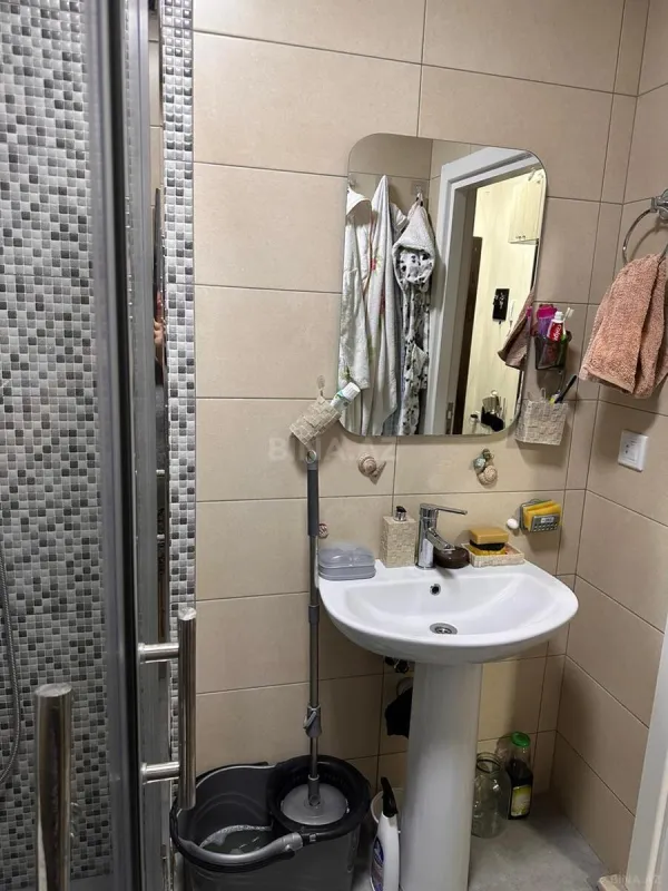 Satılır 3 otaqlı mənzil 107 m²