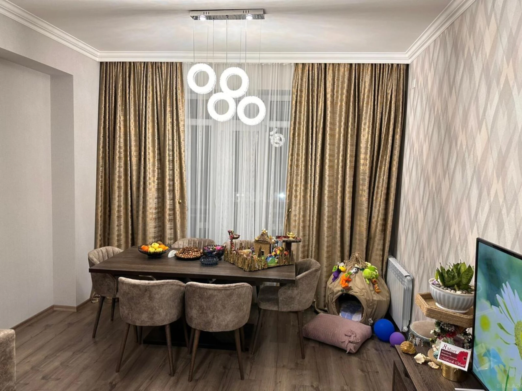 Satılır 3 otaqlı mənzil 107 m²