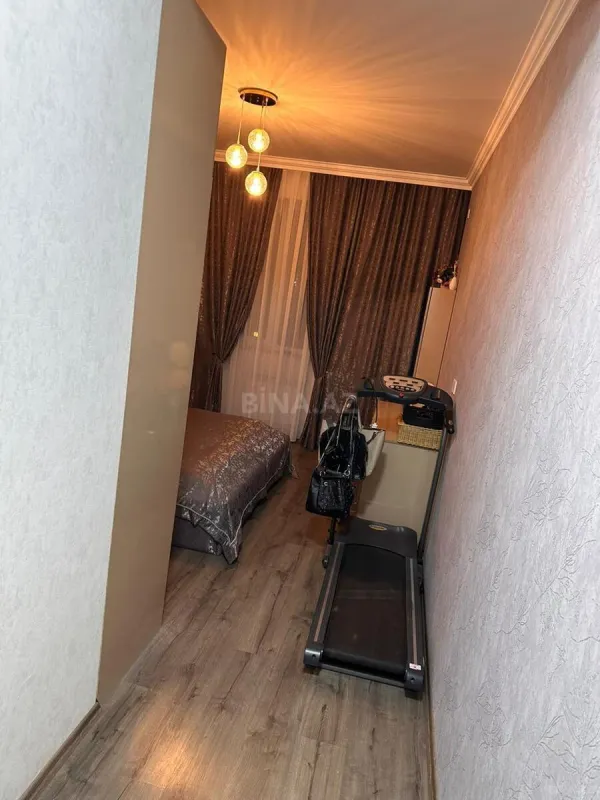 Satılır 3 otaqlı mənzil 107 m²