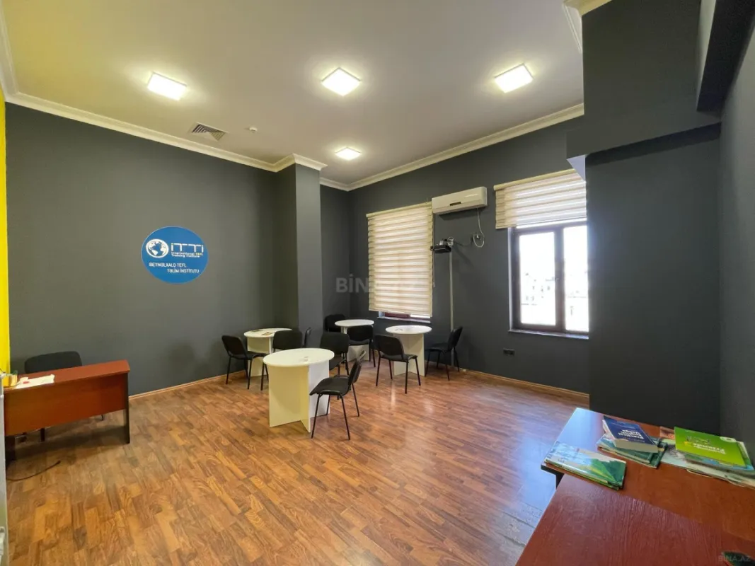 Kirayə verilir 4 otaqlı ofis 150 m²