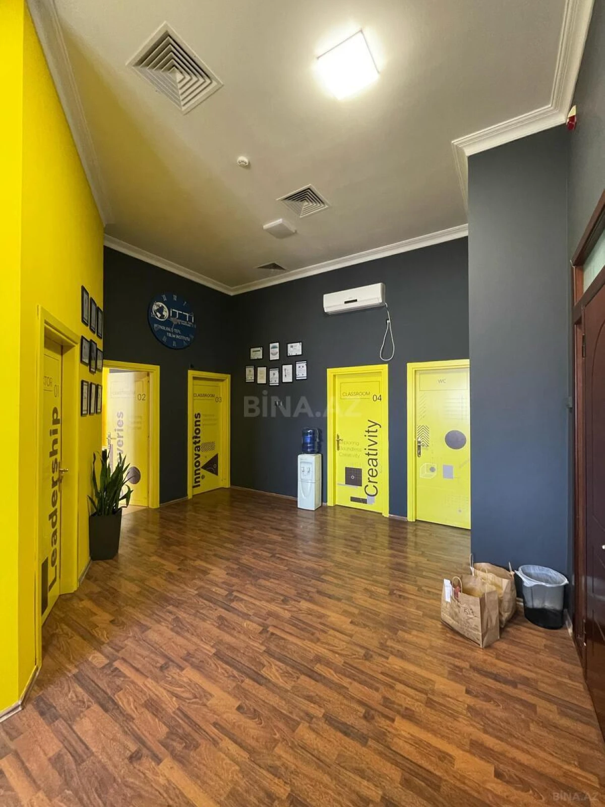 Kirayə verilir 4 otaqlı ofis 150 m²