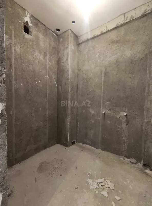 Satılır 3 otaqlı mənzil 138 m²
