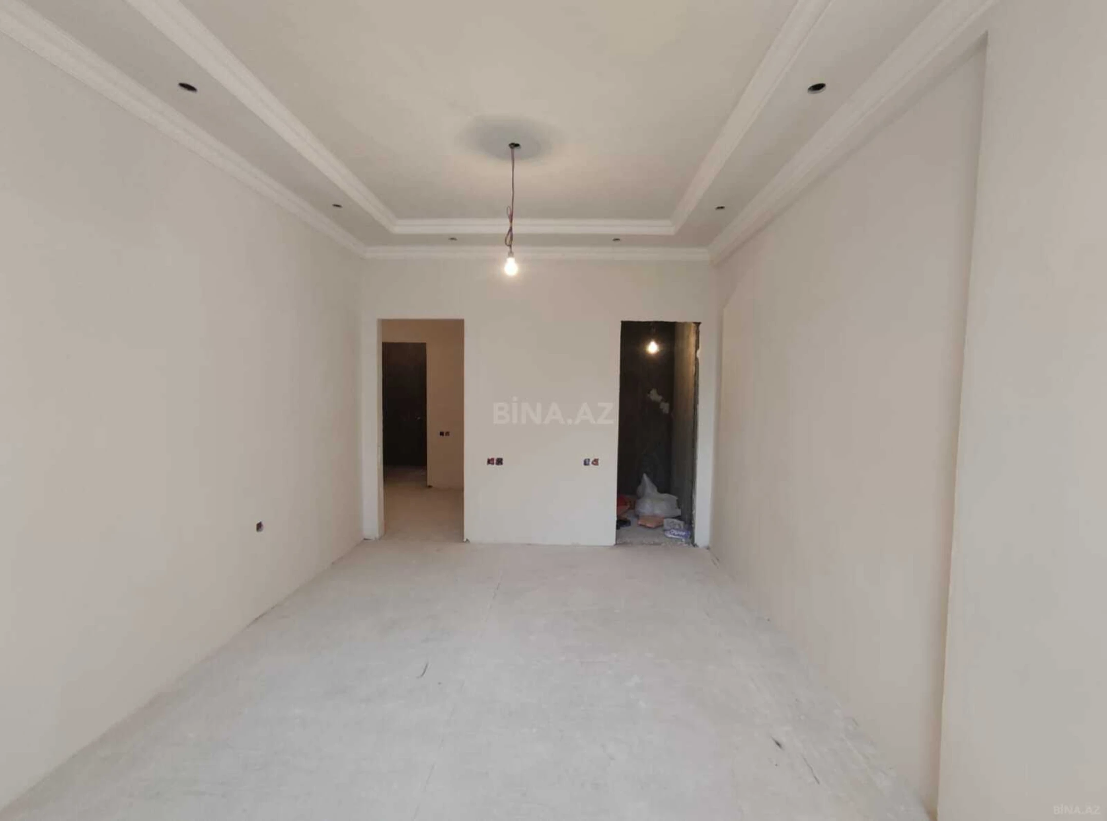 Satılır 3 otaqlı mənzil 138 m²