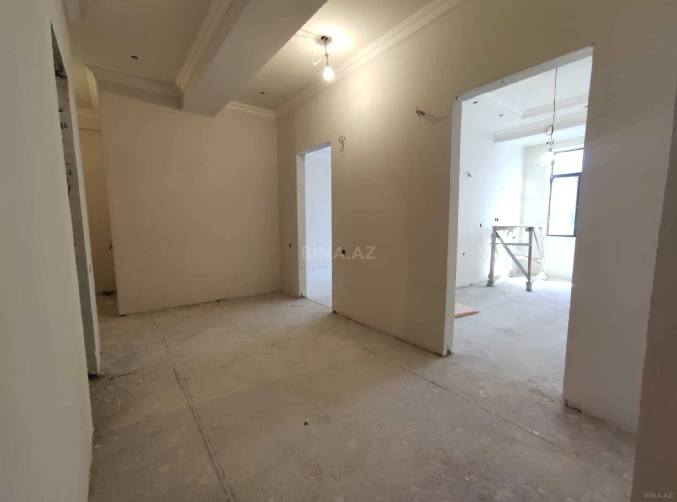 Satılır 3 otaqlı mənzil 138 m²