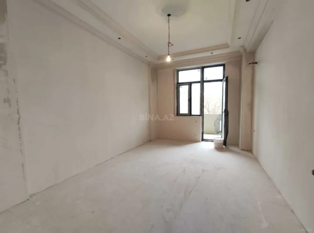 Satılır 3 otaqlı mənzil 138 m²