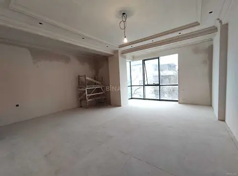 Satılır 3 otaqlı mənzil 138 m²