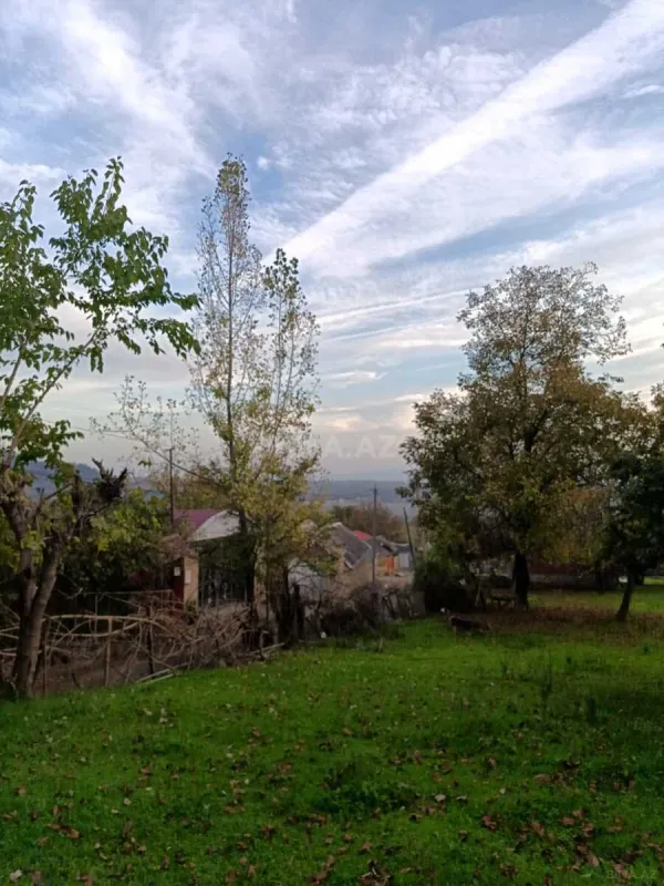 Satılır torpaq sahəsi 12 m²