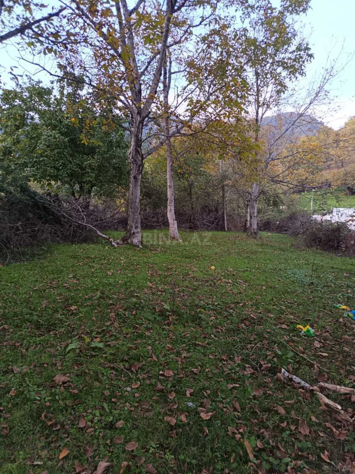 Satılır torpaq sahəsi 12 m²