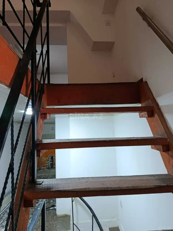 Kirayə verilir obyekt 135 m²