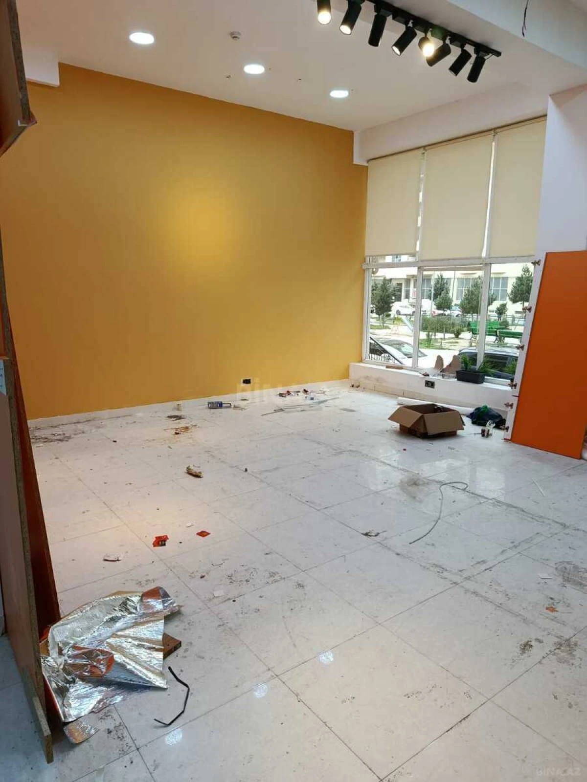 Kirayə verilir obyekt 135 m²