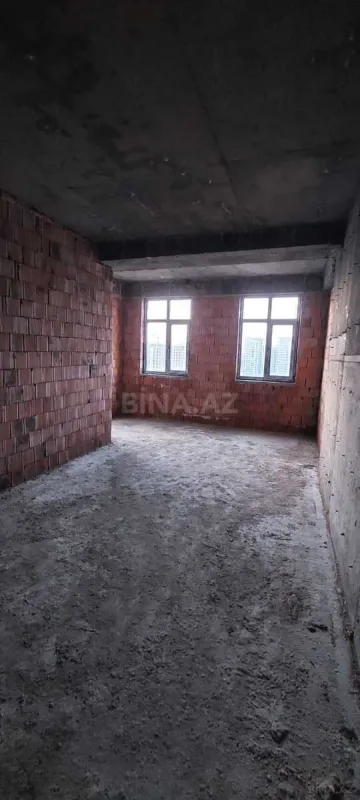Satılır 3 otaqlı mənzil 146 m²