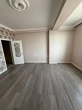 Satılır 2 otaqlı mənzil 92 m²