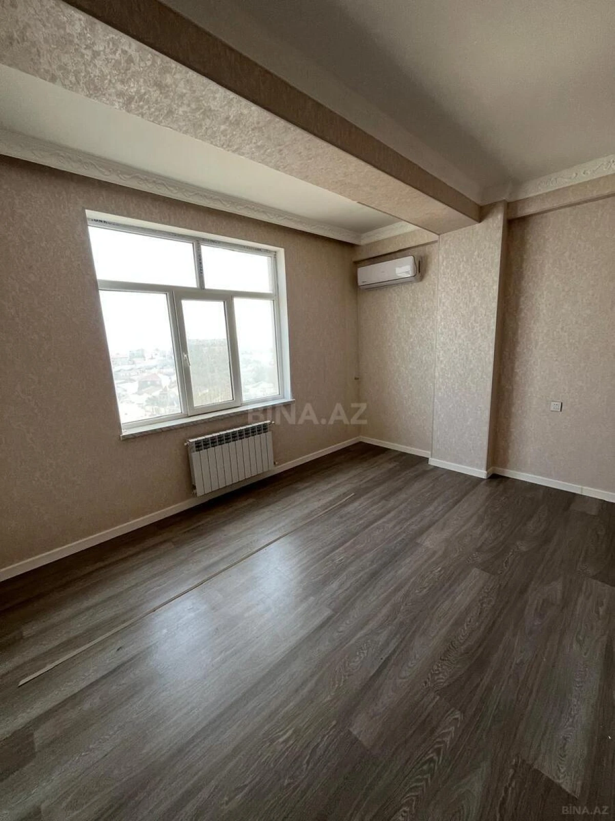Satılır 2 otaqlı mənzil 92 m²