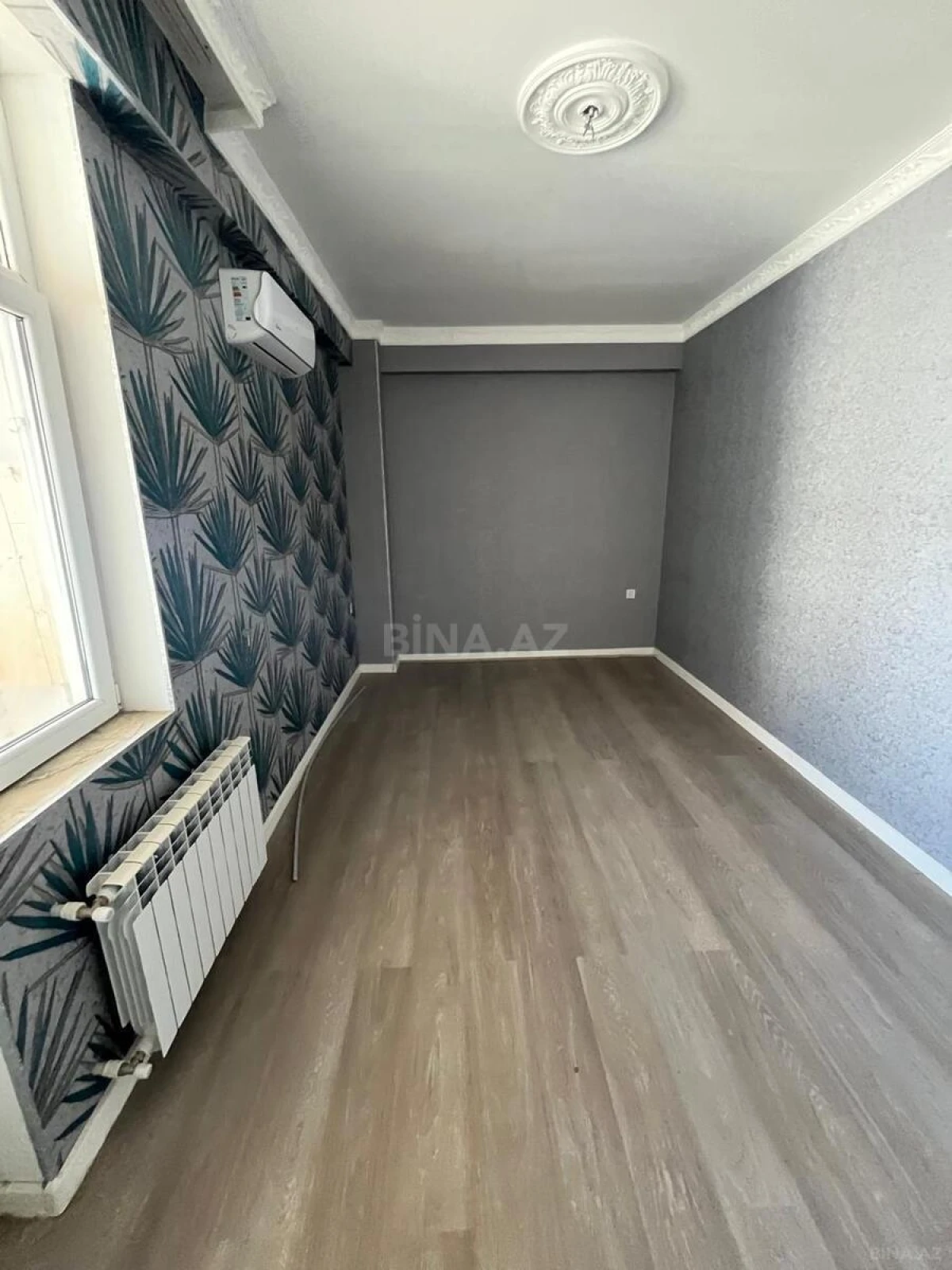 Satılır 2 otaqlı mənzil 92 m²