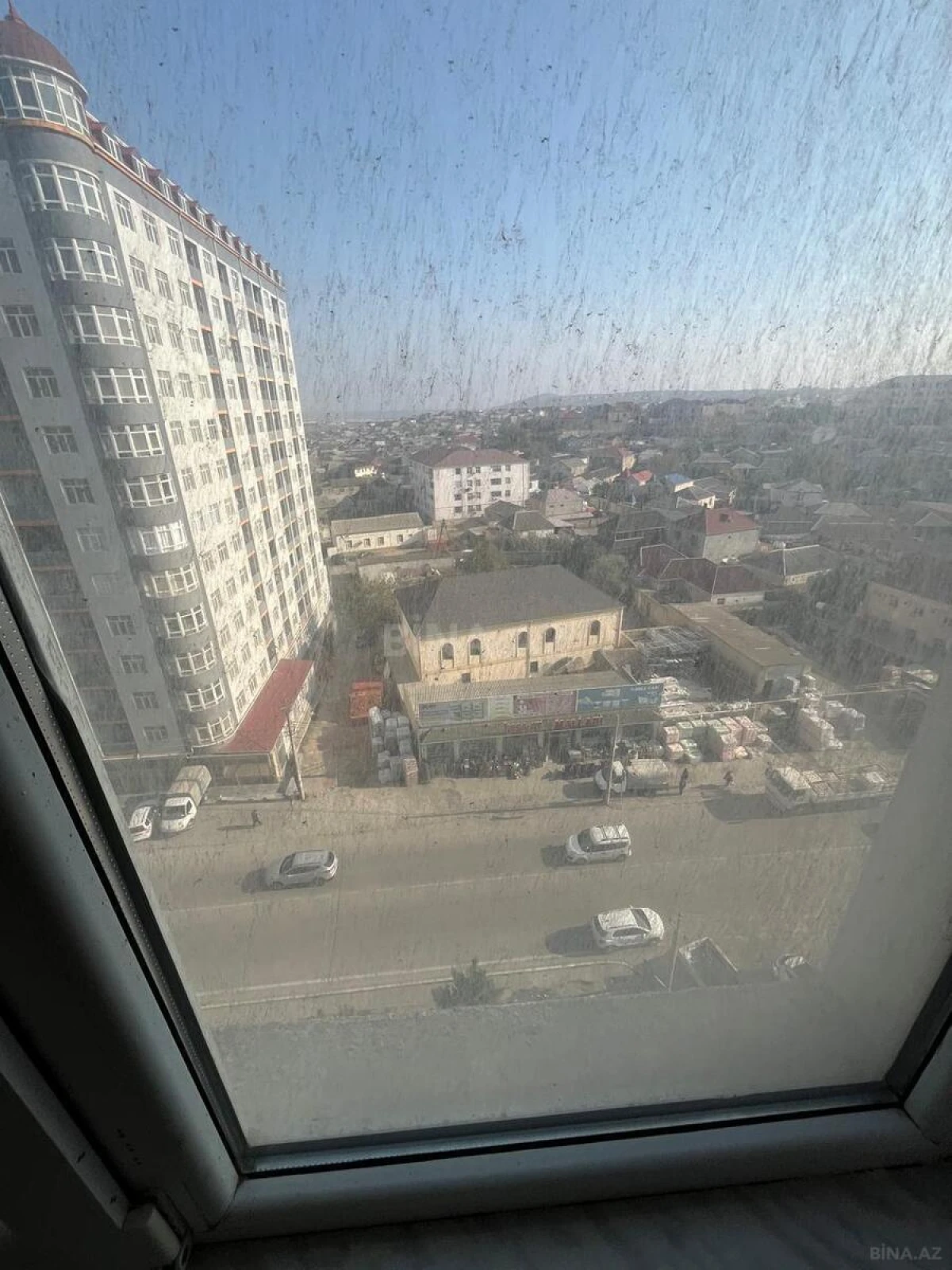 Satılır 2 otaqlı mənzil 92 m²